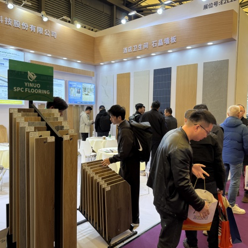 Anhui Enoch Wood Plastic Flooring a participé à l'Exposition internationale d'investissement et de commerce Chine-Chili 2025 : SPC Flooring brille à Santiago, au Chili